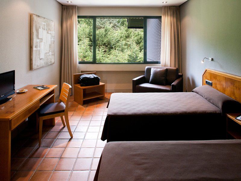 As Hoteles Altube Zuia Buitenkant foto